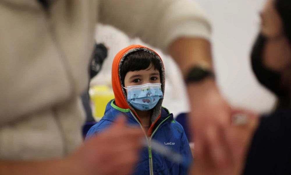Το Ισραήλ ξεκινά τον εμβολιασμό ευάλωτων παιδιών 5 έως 11 ετών